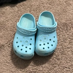 Light blue crocs